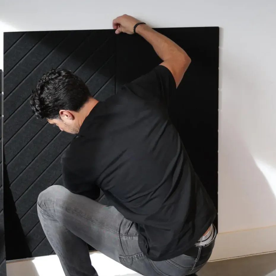 Akoestisch wandpaneel PET-vilt - 100x100cm - Visgraat motief Lichtgrijs