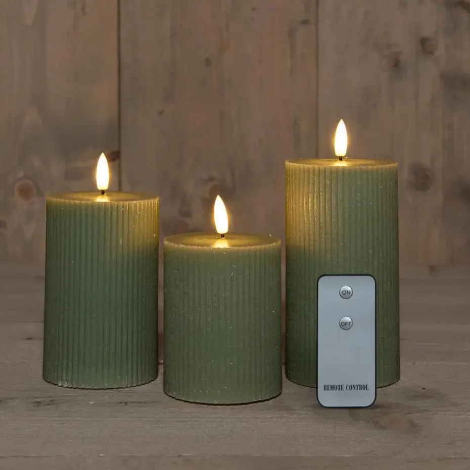 Anna Collection LED stompkaarsen - 3x - jade groen - ribbel - H7,5 cm
