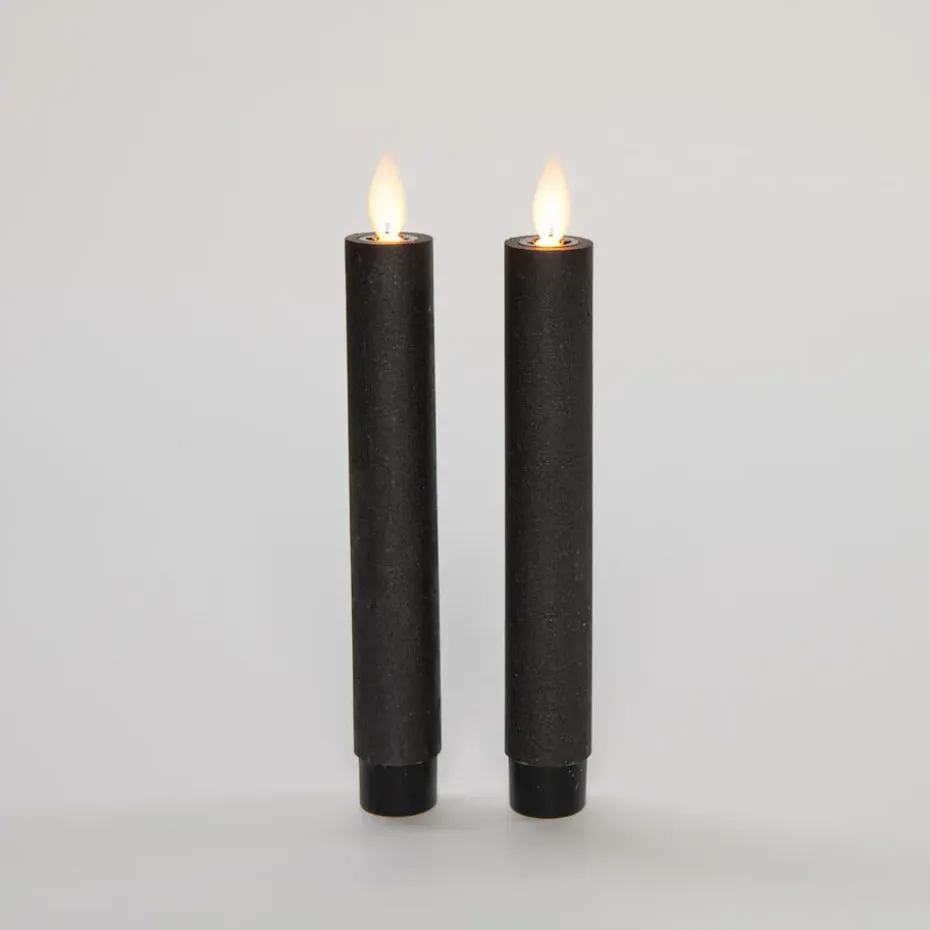 Anna's Collection LED dinerkaarsen - 2x st - zwart - 18 cm