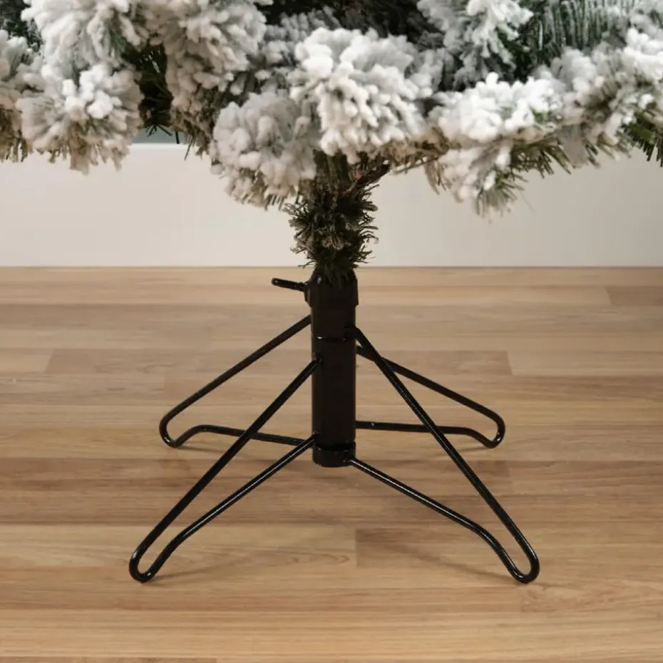 Bellatio decorations Imperial Pine kerstboom - besneeuwd - H150 cm - D97 cm