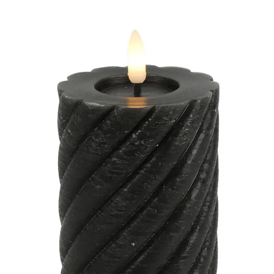 Countryfield LED kaars - zwart - D7,5 x H20 cm - timer - twirl