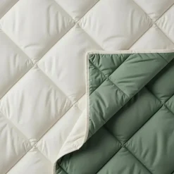 Dekbed zonder Overtrek Diamond 240x200 – Met Kussenslopen– Wasbaar – Crème/Groen