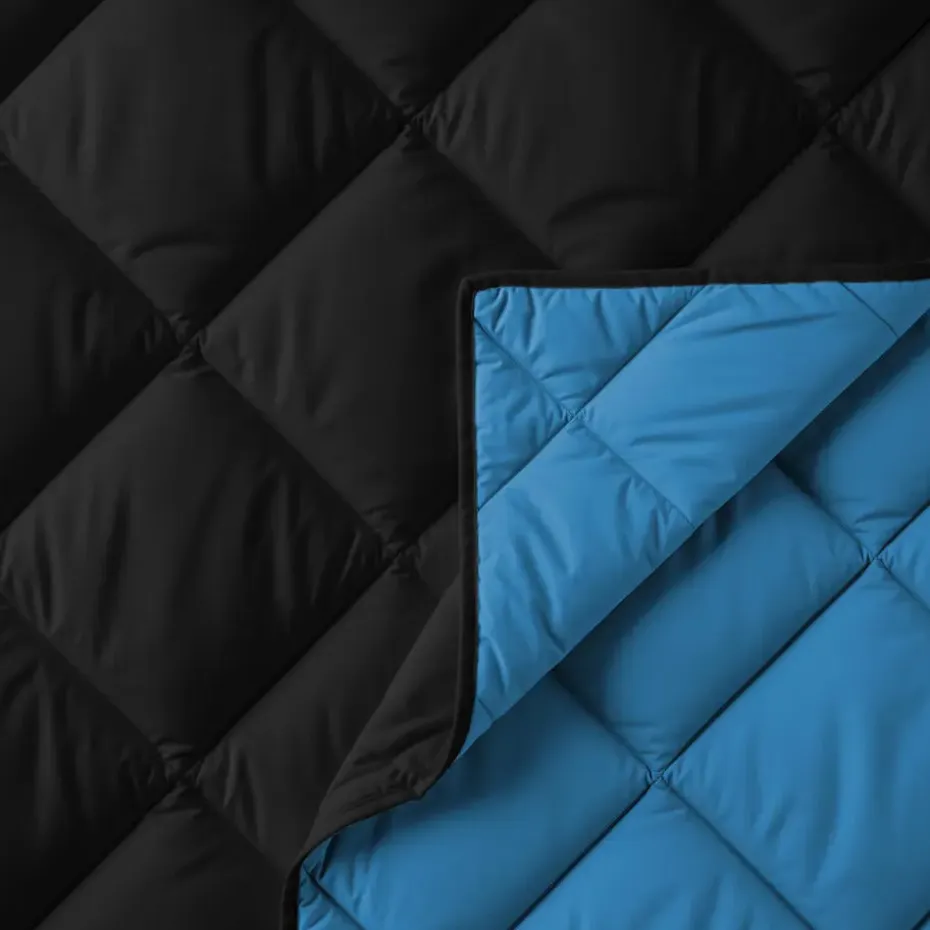 Dekbed zonder Overtrek Diamond 200x200 – Met Kussenslopen– Wasbaar – Zwart/Blauw