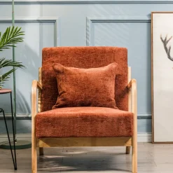 Fauteuil van massief hout en terracotta stof