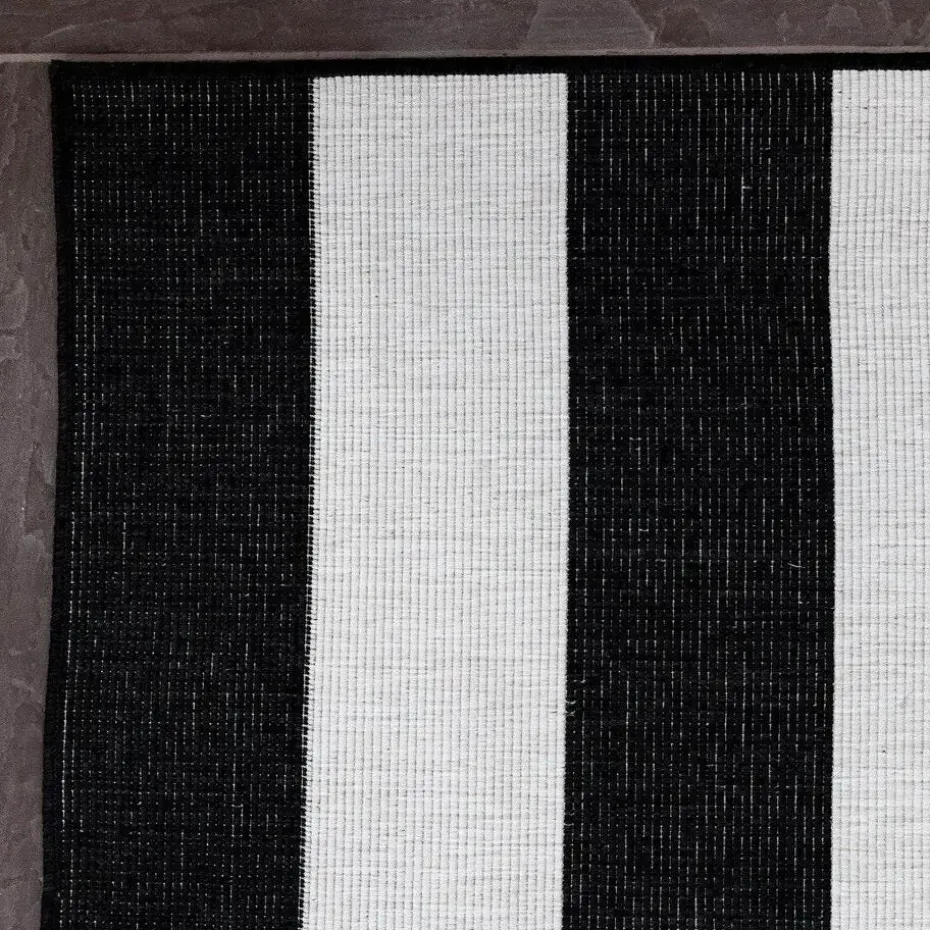 Interieur05 Buitenkleed Stripes zwart/wit dubbelzijdig - 290 x 200 cm