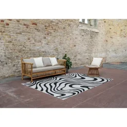 Interieur05 Buitenkleed Swirl Zwart - 340 x 240 cm