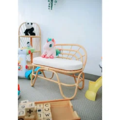 Kinderbank van rotan