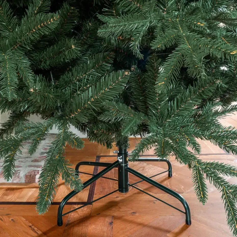 Little Grove Servische Spar Kunstkerstboom - Ø140x210 cm