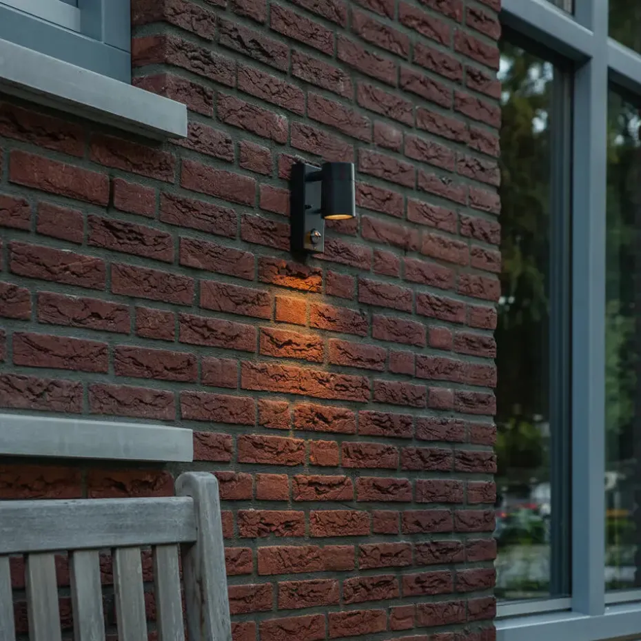 Qazqa buitenlampen met sensor solo zwart gu10