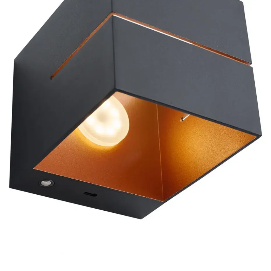 Qazqa wandlampen joris groove zwart geïntegreerde led