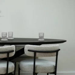 QUVIO Eettafel Sofia – Ovaal – 220x100 cm – Kruispoot – Zwart