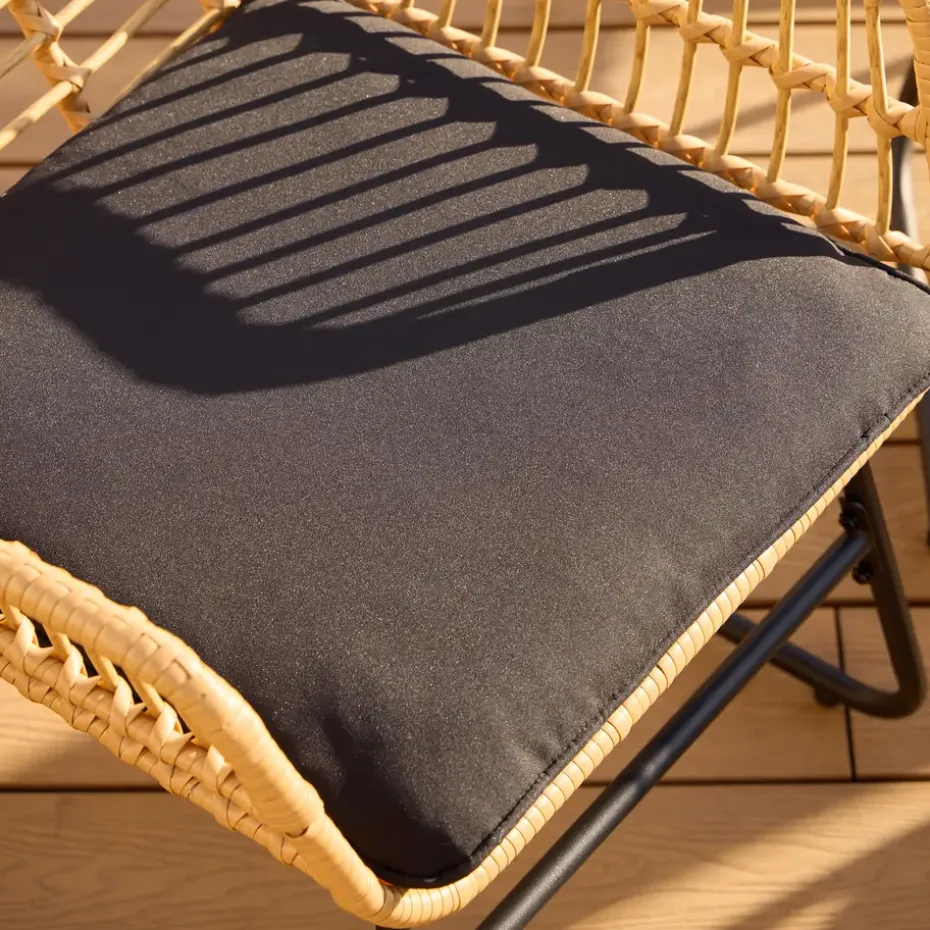 Tuinset van rotan en metaal in zwart