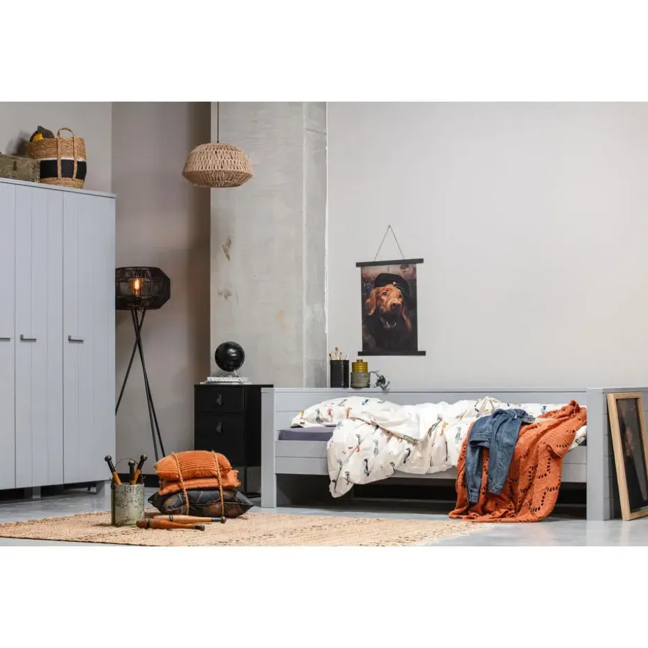 WOOOD Dennis 3 deurs Kast - Grenen - Betongrijs - 202x158x55